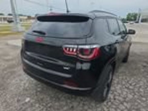Certified 2023 Jeep Compass Limited AWD/4WD image 4