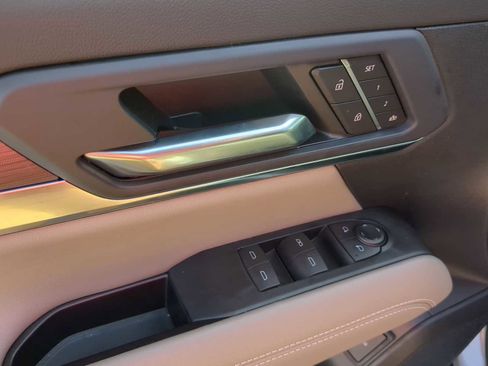 Used 2026 GMC Terrain Elevation w/ Elevation Premium Package FWD image 12