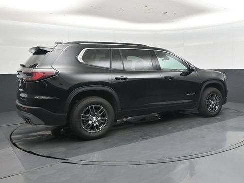 Used 2025 GMC Acadia Elevation FWD image 3