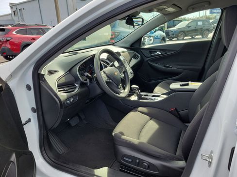 Used 2024 Chevrolet Malibu LT image 20