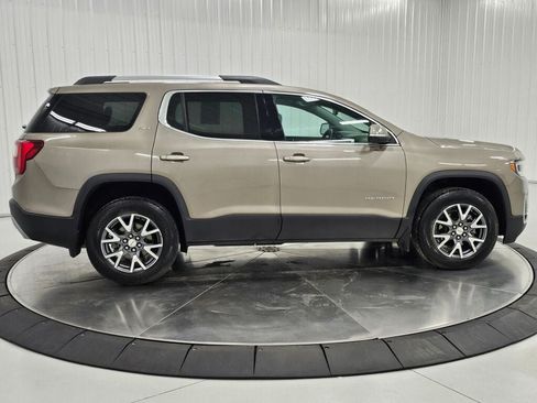 Used 2023 GMC Acadia SLT FWD image 6