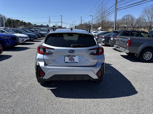 Used 2024 Subaru Crosstrek 2.5i Limited w/ Crosstrek Mirror Package AWD/4WD image 9