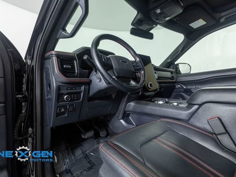 Used 2022 Ford Expedition Max Limited AWD/4WD image 10