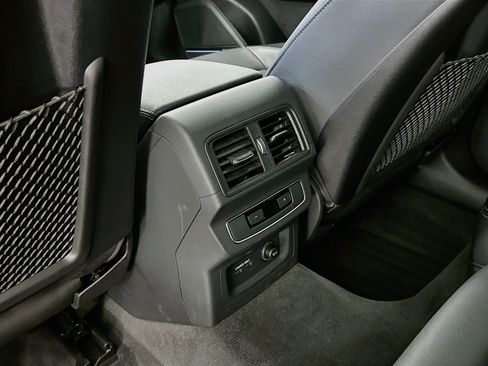 Used 2023 Audi Q5 2.0T Premium Plus w/ Premium Plus Package AWD/4WD image 29