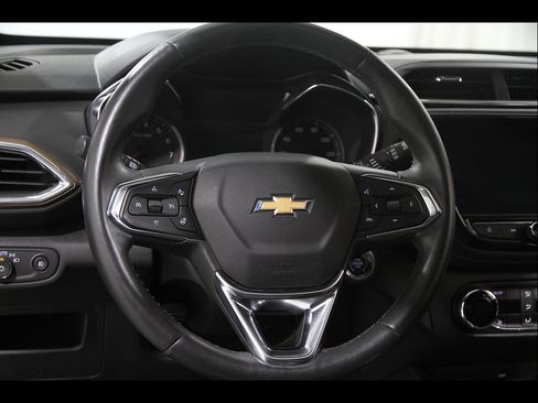 Certified 2023 Chevrolet TrailBlazer ACTIV w/ Sun and Liftgate Package AWD/4WD image 7