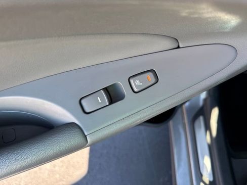 Used 2011 Hyundai Sonata Limited w/ Navigation Pkg 5 image 15