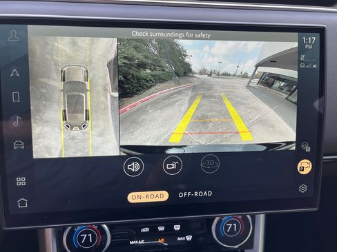 Used 2023 Land Rover Range Rover SE image 30