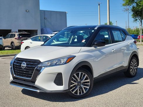 Certified 2023 Nissan Kicks SV FWD image 33