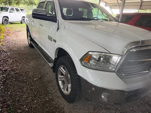 Used 2015 RAM 1500 Limited AWD/4WD image 2
