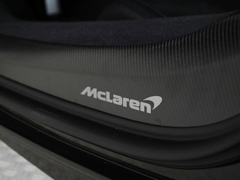 New 2026 McLaren Artura RWD image 18