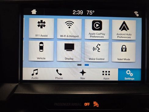 Used 2018 Ford F150 XLT w/ Equipment Group 302A Luxury AWD/4WD image 38