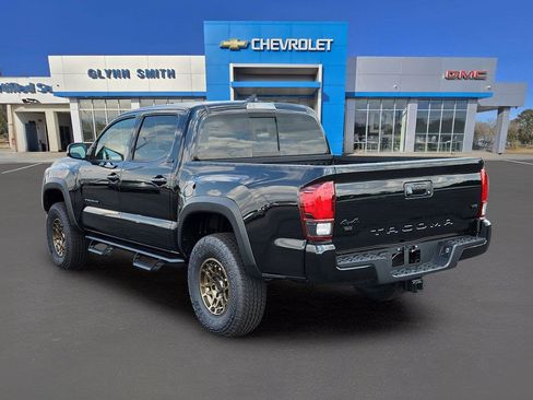Used 2023 Toyota Tacoma 4x4 Double Cab w/ Trail Edition image 7