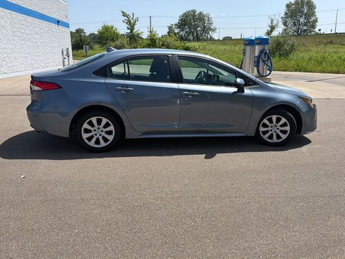 Used 2024 Toyota Corolla LE FWD image 6