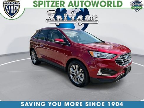 Used 2019 Ford Edge Titanium AWD/4WD image 2