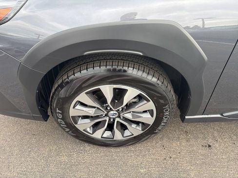 Used 2025 Subaru Outback Touring image 8