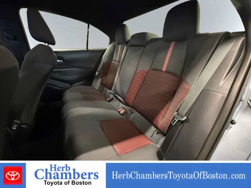Used 2026 Toyota Corolla SE w/ SE Package FWD image 19