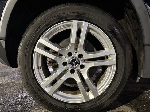 Certified 2021 Mercedes-Benz GLA 250 4MATIC image 10