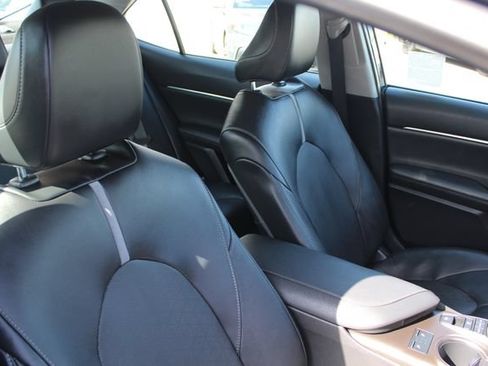 Used 2021 Toyota Camry XSE FWD image 23
