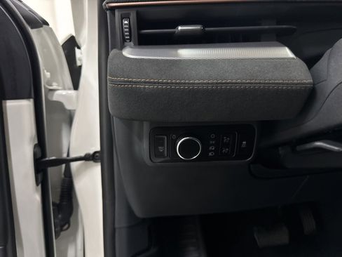 Used 2023 Ford Mustang Mach-E GT image 34