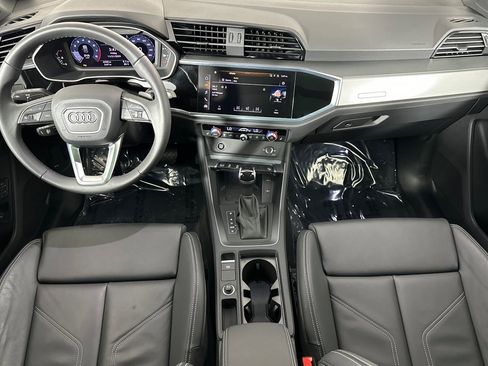 Used 2025 Audi Q3 2.0T Premium w/ Convenience Package image 12