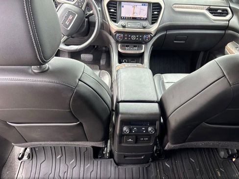 Used 2020 GMC Acadia Denali w/ Trailering Package image 9