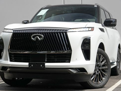 Used 2026 INFINITI QX80 Autograph w/ Premium Cargo Package AWD/4WD image 3