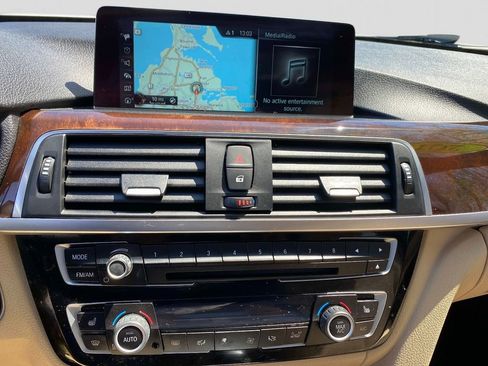 Used 2017 BMW 328d xDrive Wagon AWD/4WD image 14