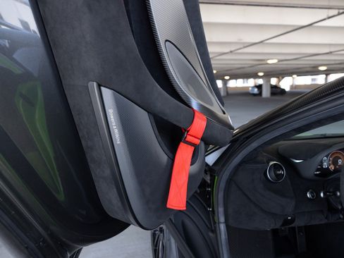 Used 2020 McLaren 620R RWD image 41