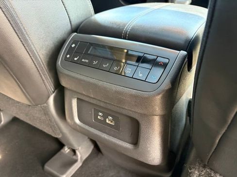 Used 2023 Nissan Pathfinder SL w/ SL Premium Package AWD/4WD image 34