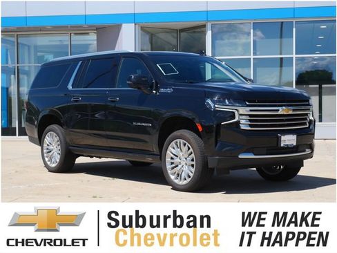 Used 2023 Chevrolet Suburban High Country AWD/4WD image 1