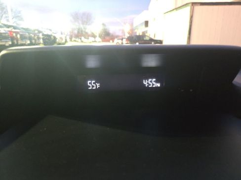 Used 2021 Subaru Forester image 20