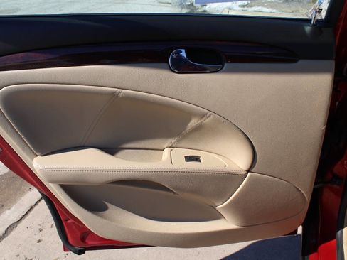 Used 2009 Buick Lucerne CXL w/ Driver Confidence Package image 9