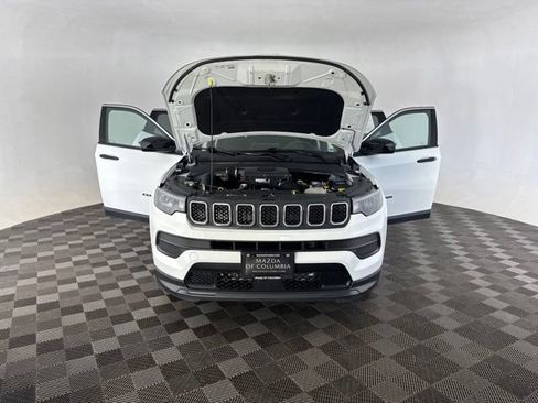 Used 2023 Jeep Compass Sport AWD/4WD image 11
