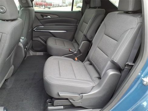 New 2026 Chevrolet Traverse LT w/ Driver Confidence Package image 9