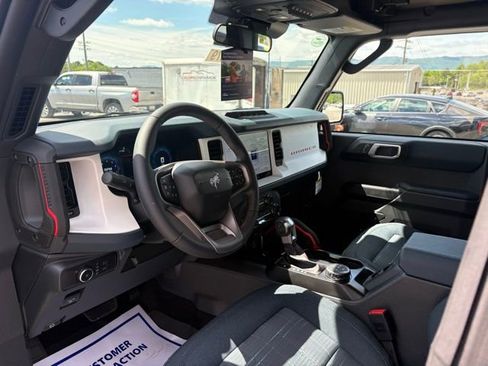 New 2026 Ford Bronco Heritage Edition AWD/4WD image 3