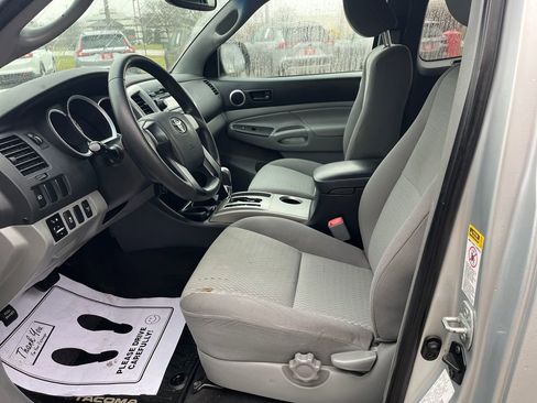 Used 2012 Toyota Tacoma 4x4 Access Cab V6 image 10