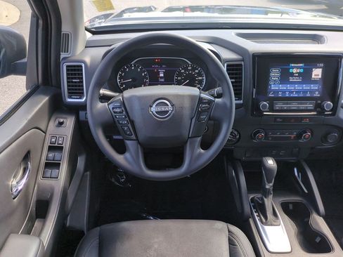 Certified 2023 Nissan Frontier SV AWD/4WD image 31