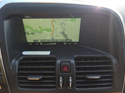 Used 2017 Volvo XC60 T5 Inscription AWD/4WD image 14