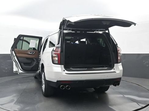 Used 2023 Chevrolet Tahoe High Country AWD/4WD image 38
