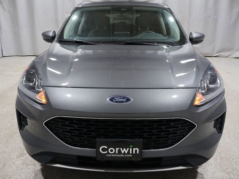 Used 2021 Ford Escape SE image 8