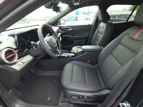 New 2026 Chevrolet Trax RS w/ Sunroof Package FWD image 15