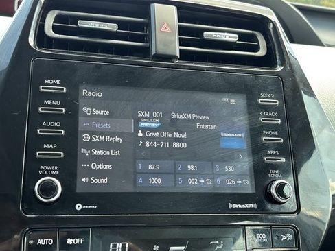 Used 2022 Toyota Prius LE FWD image 31