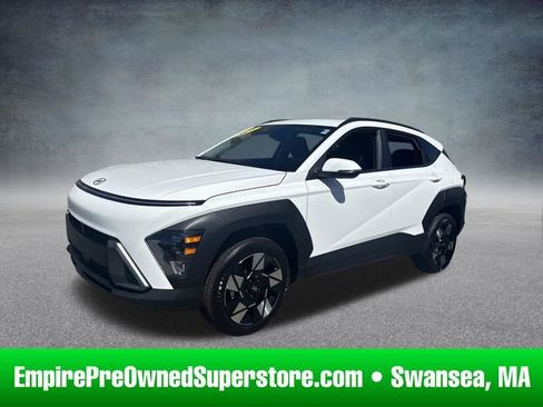 Used 2025 Hyundai Kona SEL AWD/4WD image 1