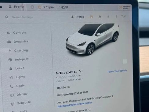 Used 2022 Tesla Model Y Long Range image 6