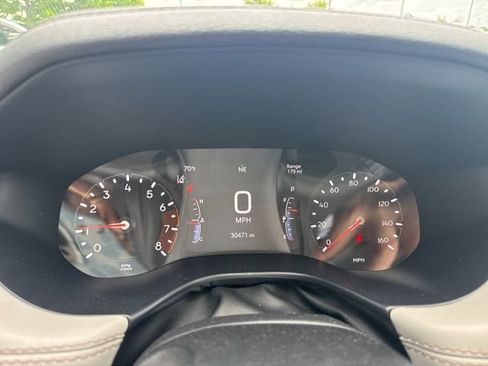 Used 2025 Jeep Compass Limited AWD/4WD image 19