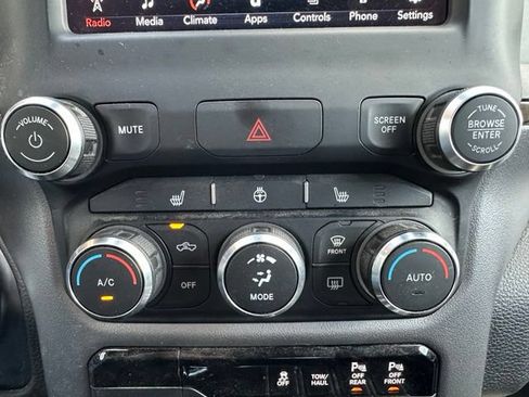 Used 2020 RAM 1500 Sport w/ Level 2 Equipment Goup w/2_L AWD/4WD image 27