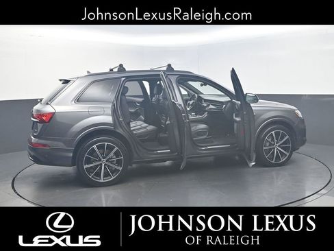 Used 2021 Audi Q7 3.0T Prestige w/ Prestige Package image 23