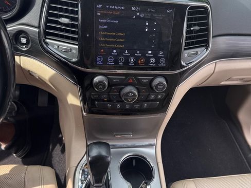 Used 2020 Jeep Grand Cherokee Limited w/ Luxury Group II AWD/4WD image 17