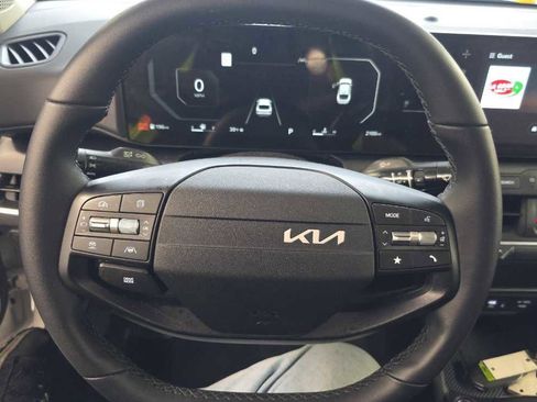 Used 2025 Kia K4 EX FWD image 9