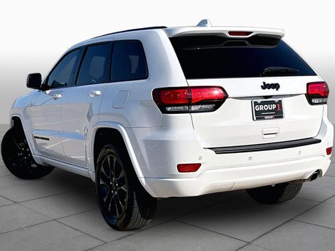 Used 2021 Jeep Grand Cherokee Laredo X RWD image 11